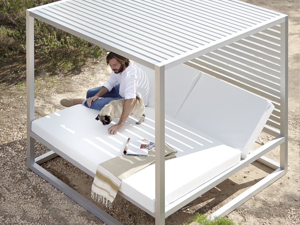 [1] Cama Daybed, de Gandía Blasco
